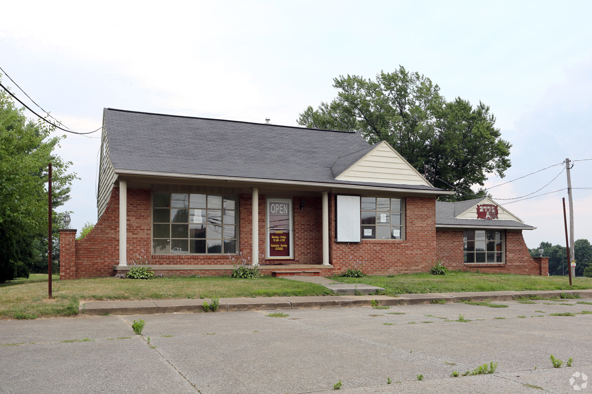 Retail in Akron, OH for sale Primary Photo- Image 1 of 1