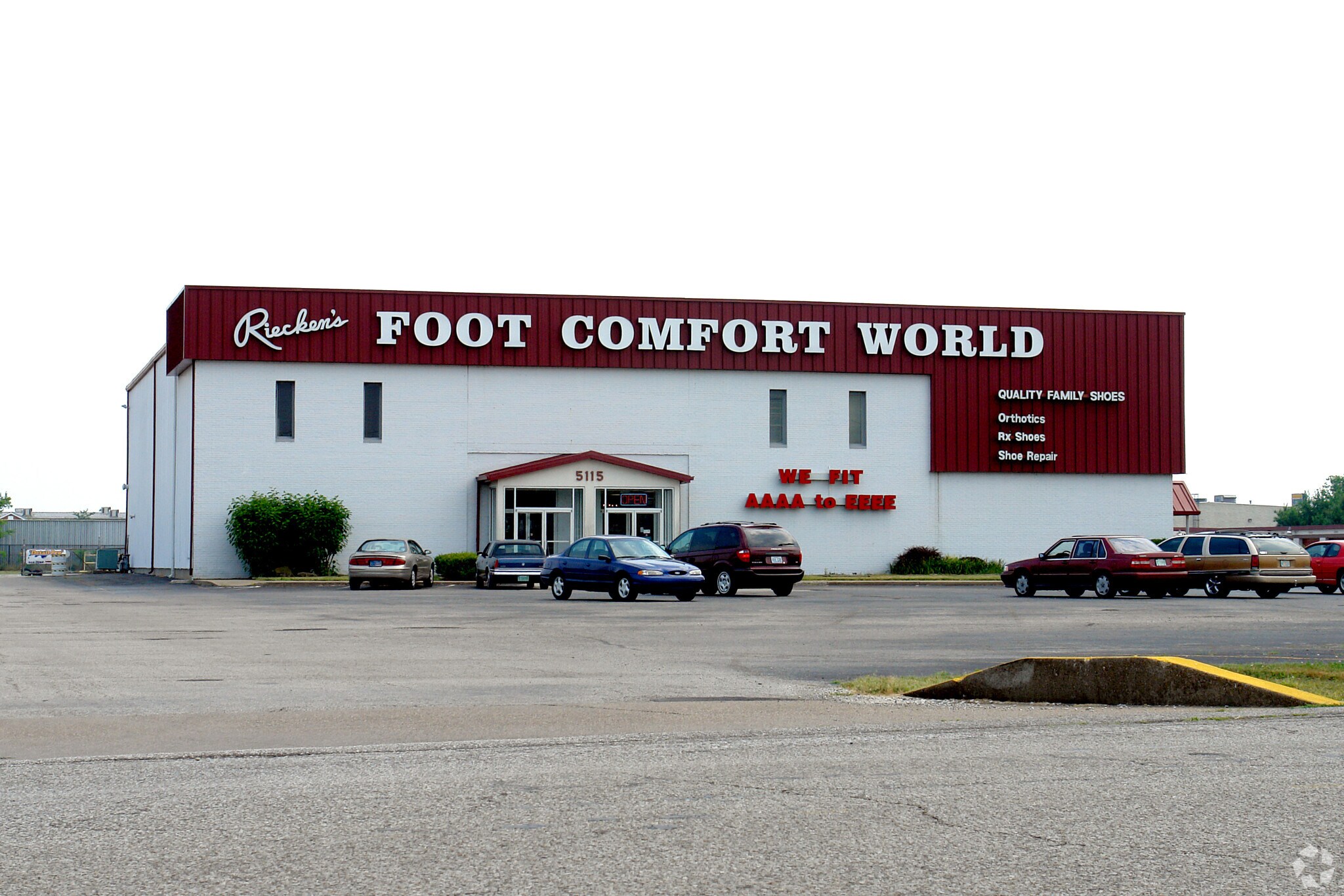 5115 Oak Grove Rd, Evansville, IN à vendre Photo principale- Image 1 de 23