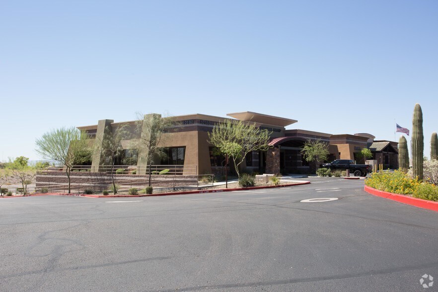 10180-10210 W Happy Valley Rd, Peoria, AZ à louer - Photo du bâtiment - Image 2 de 7