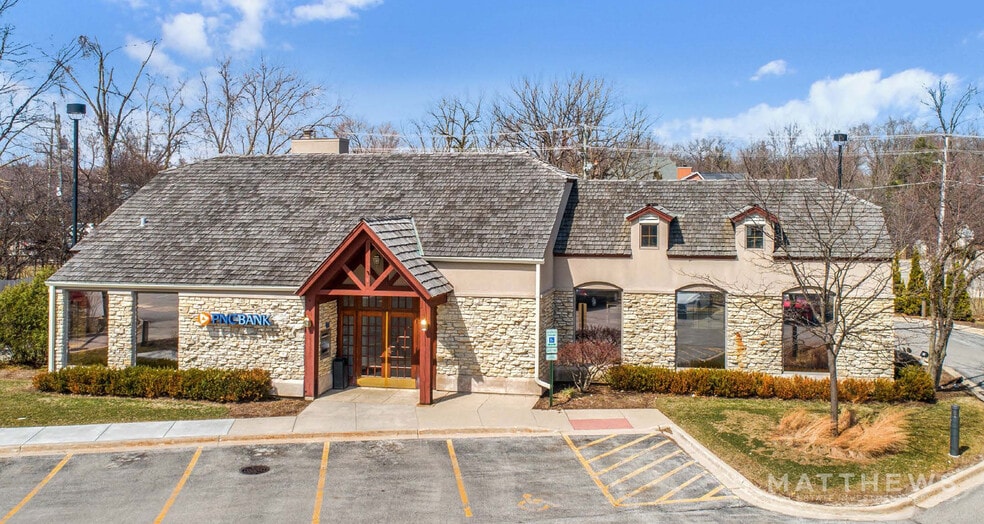 2595 Waukegan Rd, Bannockburn, IL for lease - Building Photo - Image 1 of 16