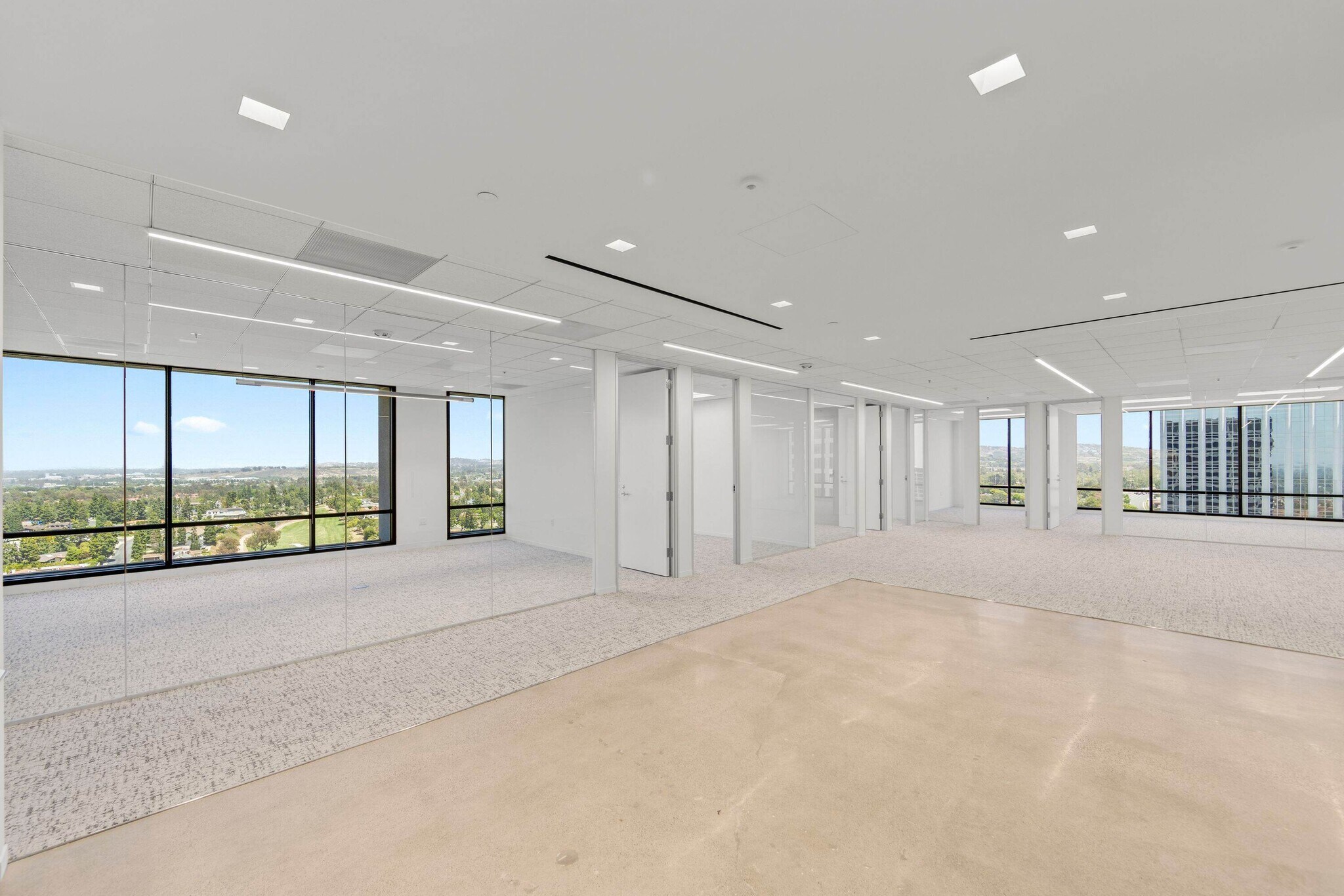 620 Newport Center Dr, Newport Beach, CA for lease Interior Photo- Image 1 of 4