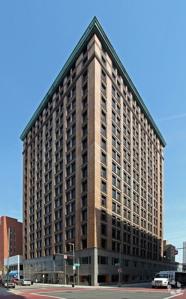 608 Madison Ave, Toledo, OH à louer - Photo principale - Image 1 de 5