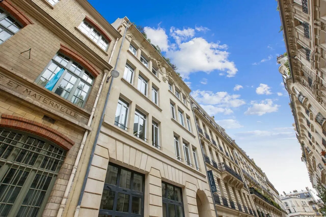 10 Rue Chaptal, Paris for lease Building Photo- Image 1 of 19