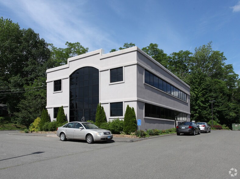 282 State St, North Haven, CT à louer - Photo du bâtiment - Image 2 de 5
