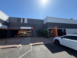 2425 W 12th St, Tempe, AZ à louer Photo intérieure- Image 1 de 10