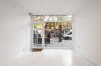 114-116 Kings Cross Rd, London for lease Interior Photo- Image 2 of 3