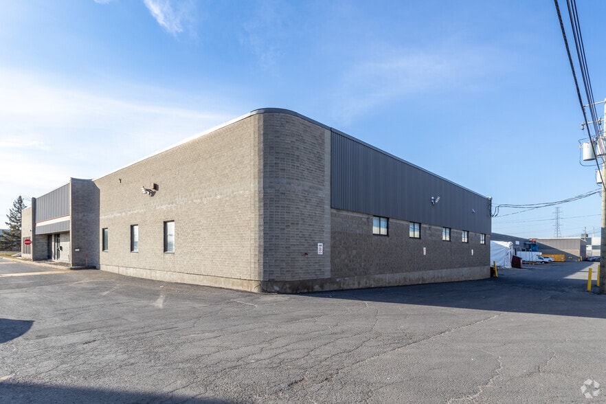 333 Ch du Tremblay, Boucherville, QC for lease - Building Photo - Image 2 of 4