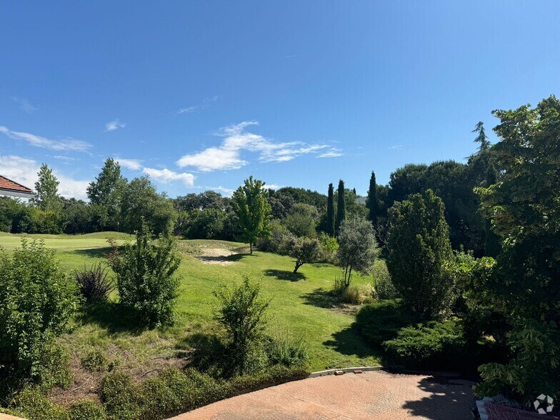 Terrain dans Boadilla del Monte, Madrid à vendre - Photo du bâtiment - Image 3 de 4