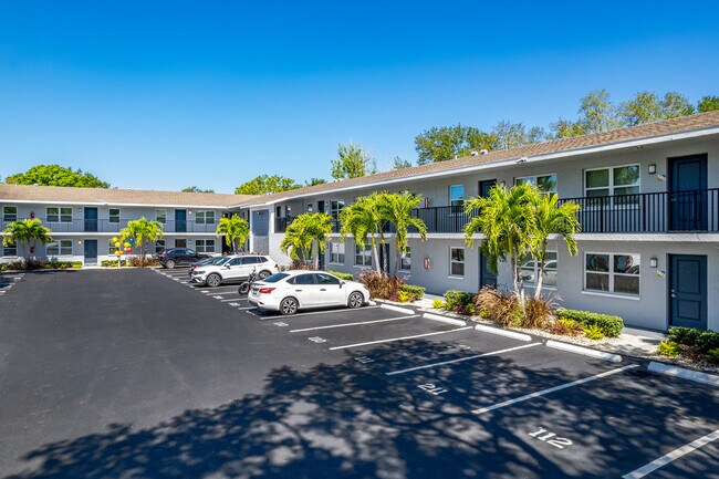 Plus de détails pour 785 N Osprey Ave, Sarasota, FL - Multi-résidentiel à vendre
