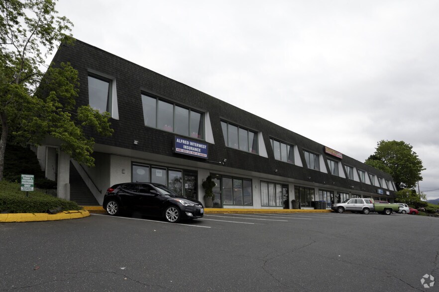 1014 Bay St, Port Orchard, WA for lease - Building Photo - Image 3 of 14