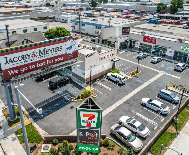 15300 S Figueroa St, Gardena, CA à louer - Photo du bâtiment - Image 3 de 16