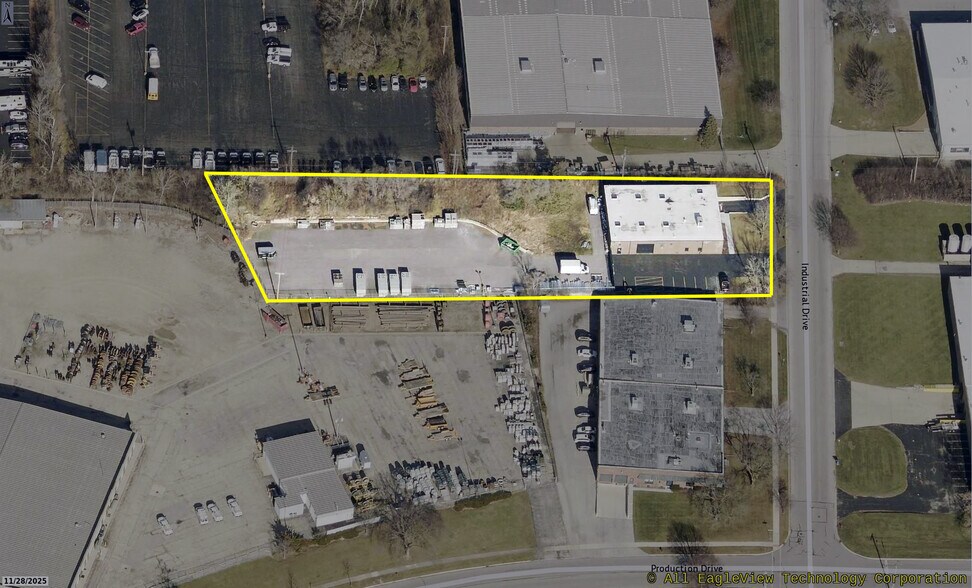 315 Industrial Dr, St Charles, IL à louer - Photo du bâtiment - Image 3 de 16