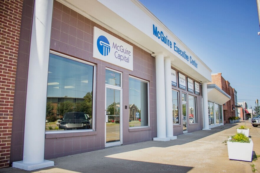 6632-6636 NW 39th Expy, Bethany, OK à vendre Photo principale- Image 1 de 68