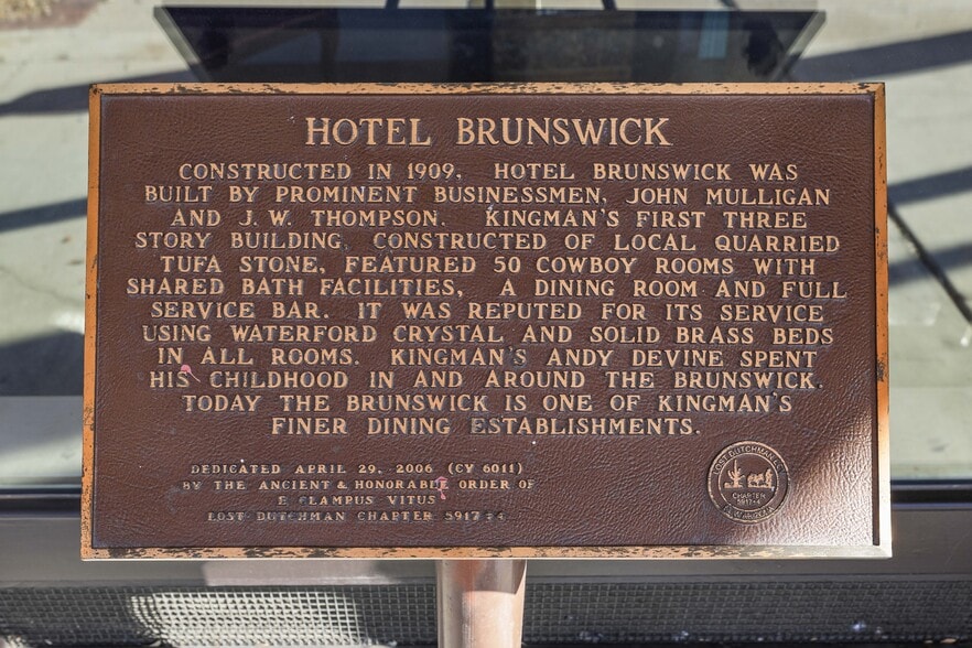 313 E Andy Devine Ave, Kingman, AZ à vendre - Photo du bâtiment - Image 2 de 33