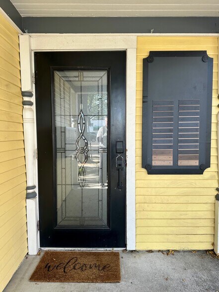 348-350 Cernon St, Vacaville, CA à louer - Photo du bâtiment - Image 3 de 10