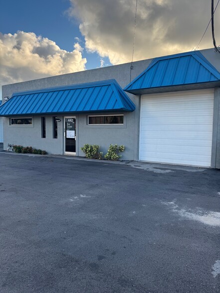 419 S Dixie Hwy E, Pompano Beach, FL for lease - Building Photo - Image 1 of 10