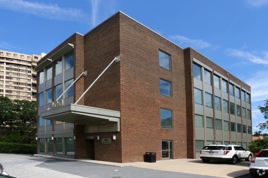 400 E Joppa Rd, Towson, MD à louer - Photo du bâtiment - Image 3 de 7