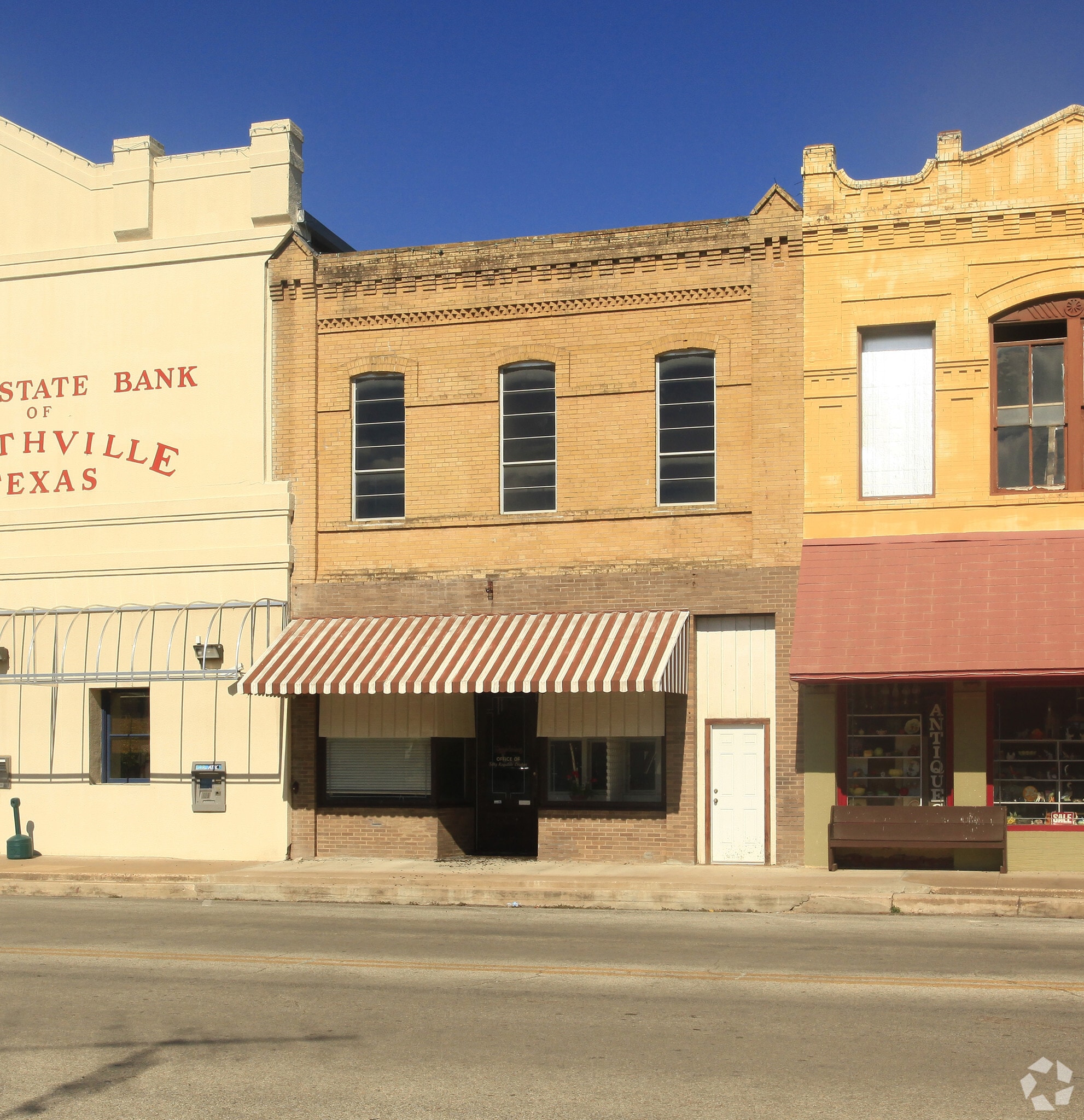 203 Main St, Smithville, TX à vendre Photo principale- Image 1 de 3