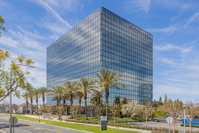 More details for 600 City Pky W, Orange, CA - Office for Lease