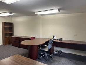 32 Mercer St, Hackensack, NJ for lease Interior Photo- Image 2 of 2