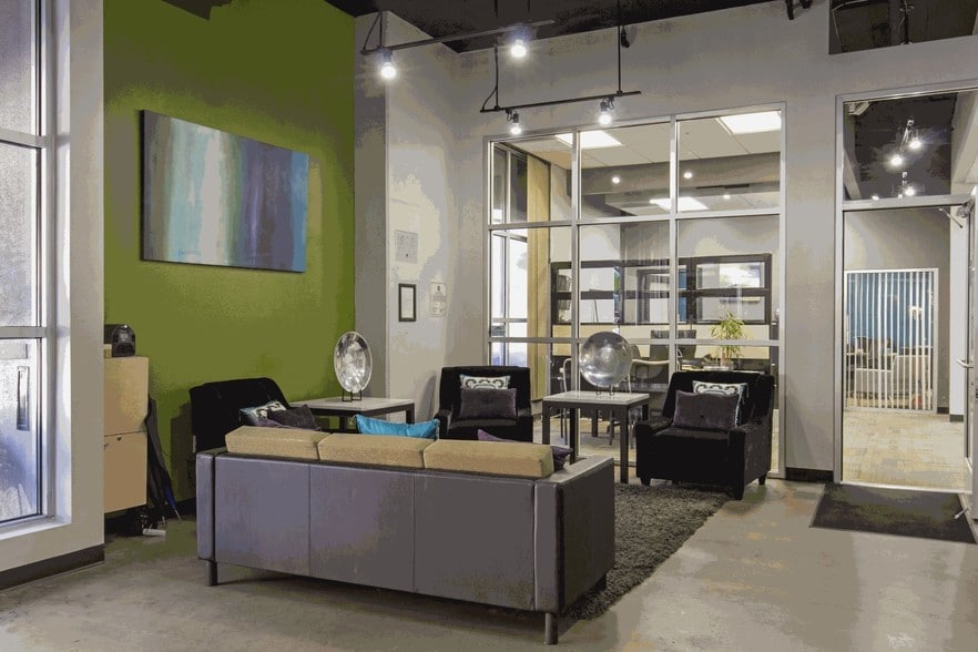 1950 N Pennsylvania St, Denver, CO for lease - Interior Photo - Image 3 of 32