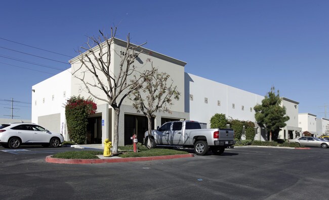 Plus de détails pour 14726 Central Ave, Chino, CA - Industriel à louer