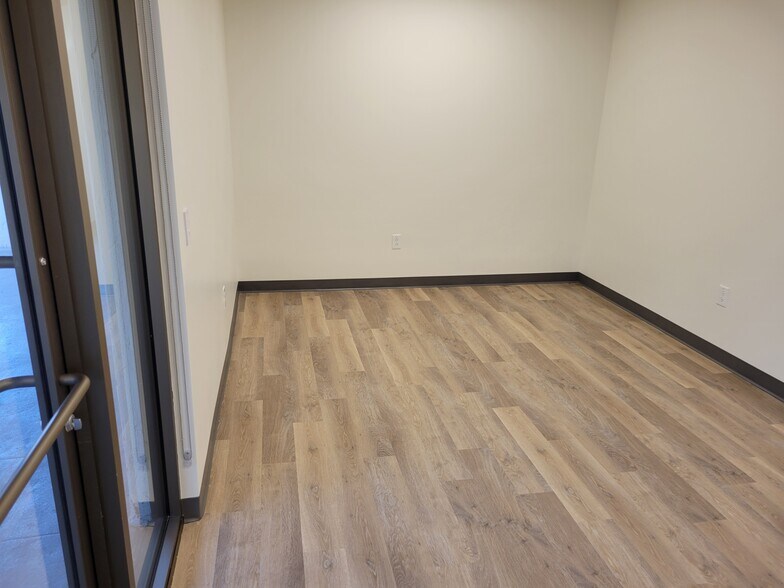 2060 W Whispering Wind Dr, Phoenix, AZ à louer - Photo intérieure - Image 2 de 27