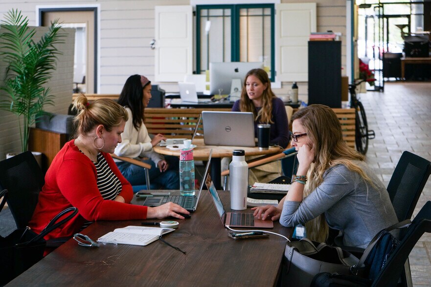 1001 N Orange Ave, Orlando, FL à louer - Photo du bâtiment - Image 1 de 25