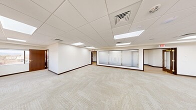 6886 S Yosemite St, Englewood, CO for lease Building Photo- Image 2 of 3