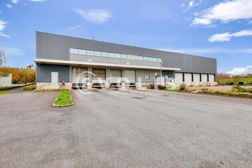 Flex in Villeparisis for lease - Building Photo - Image 1 of 6