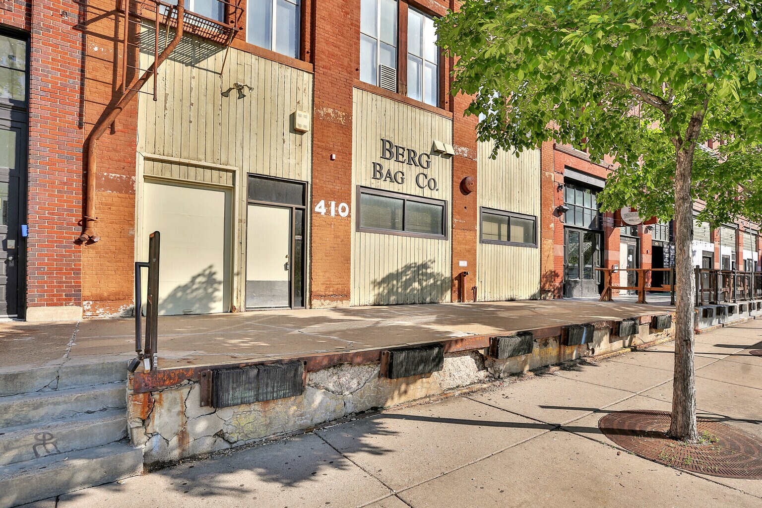 410 N 3rd Ave, Minneapolis, MN à vendre Photo du b timent- Image 1 de 9