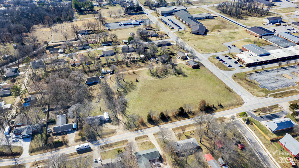 W Pickens Rd, Pea Ridge, AR à vendre - Photo du bâtiment - Image 1 de 1