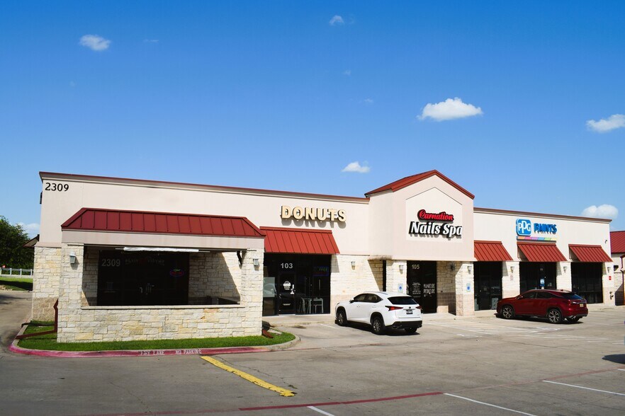 2309 S Goliad St, Rockwall, TX à louer - Photo du bâtiment - Image 2 de 2