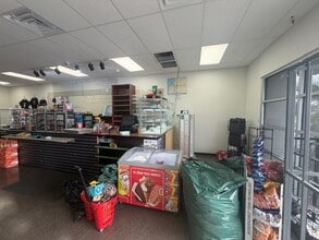 8480 S Las Vegas Blvd, Las Vegas, NV à louer Photo intérieure- Image 2 de 16