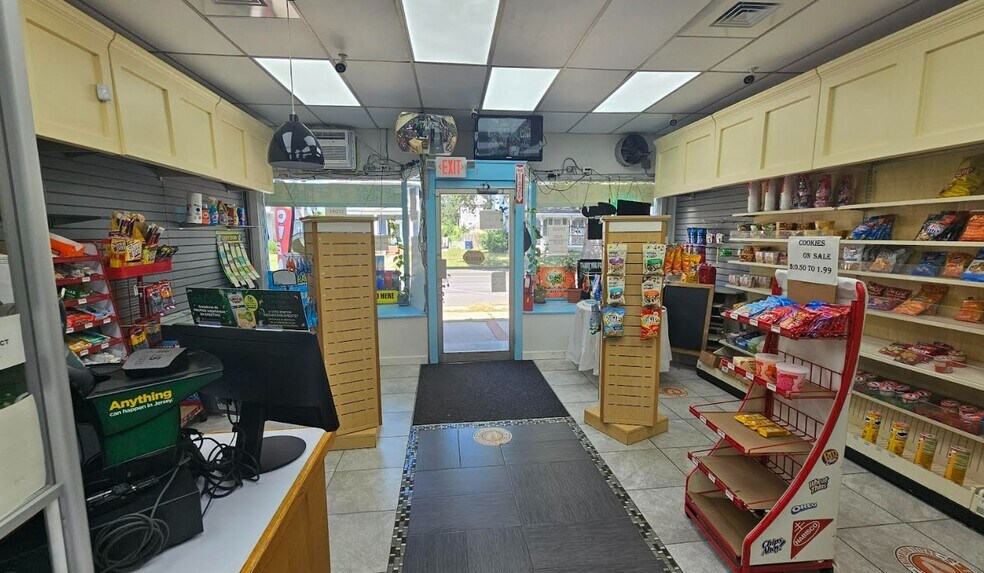 320 W Front St, Florence, NJ for sale - Building Photo - Image 2 of 19