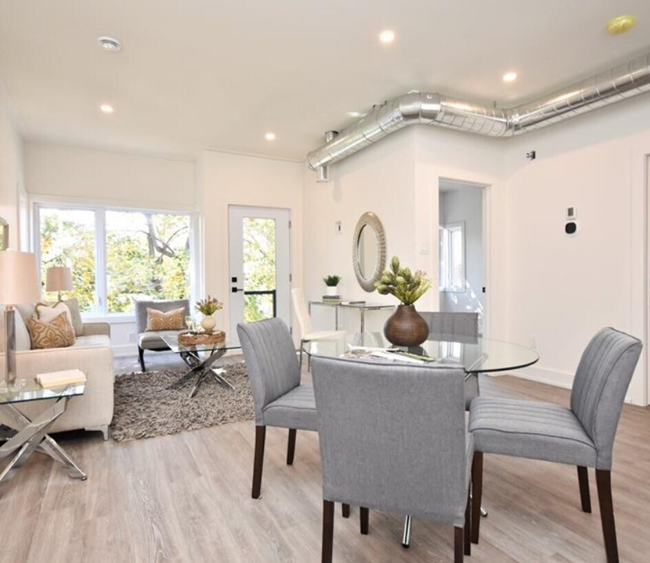 368 Chapel St, Ottawa, ON à vendre Photo intérieure- Image 1 de 3