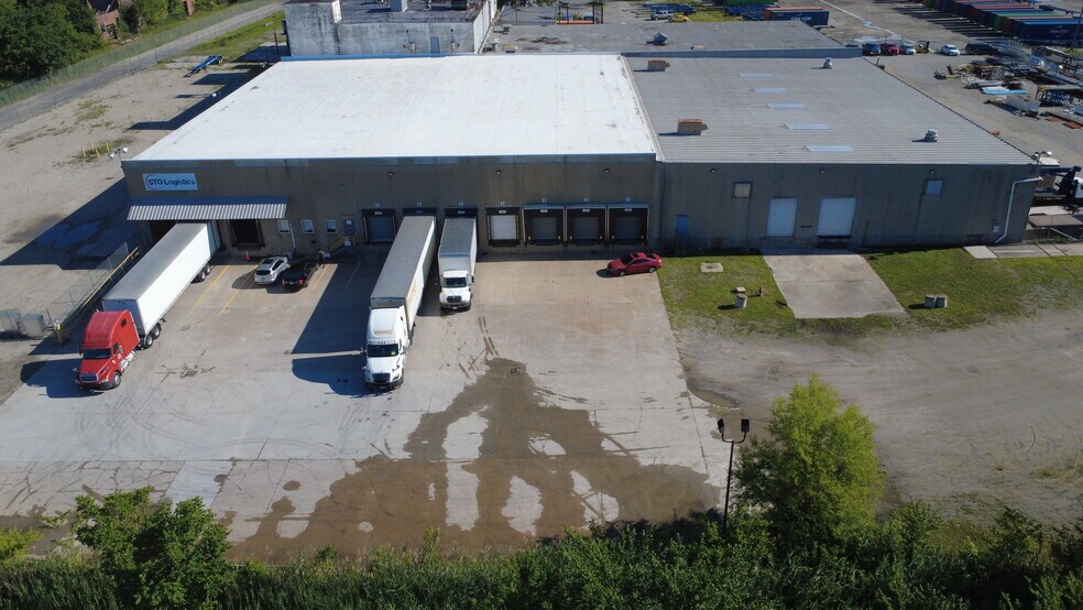 3600 Elm Ave, Portsmouth, VA for lease - Building Photo - Image 2 of 9