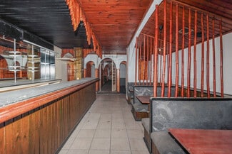 Plus de détails pour Multi-résidentiel à vendre