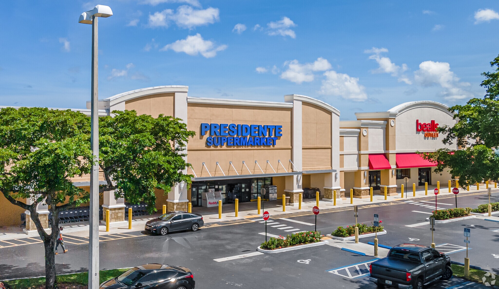 2402-2534 N State Road 7, Margate, FL à louer Photo du bâtiment- Image 1 de 6