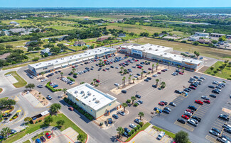 Plus de détails pour Palmhurst Village Shopping Center – Vente au détail à vendre, Palmhurst, TX