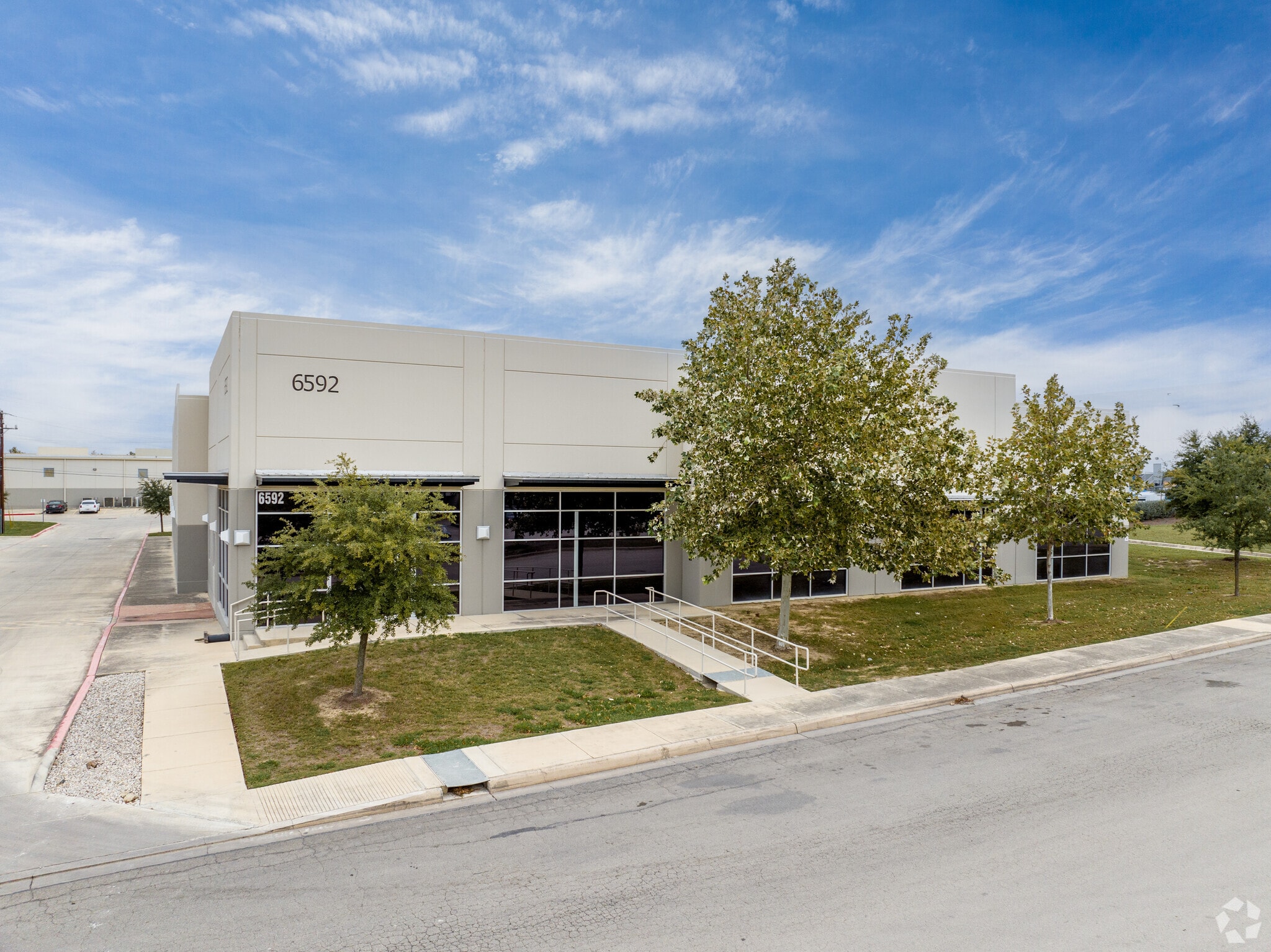 6592 Guada Coma Dr, Schertz, TX for lease Primary Photo- Image 1 of 8