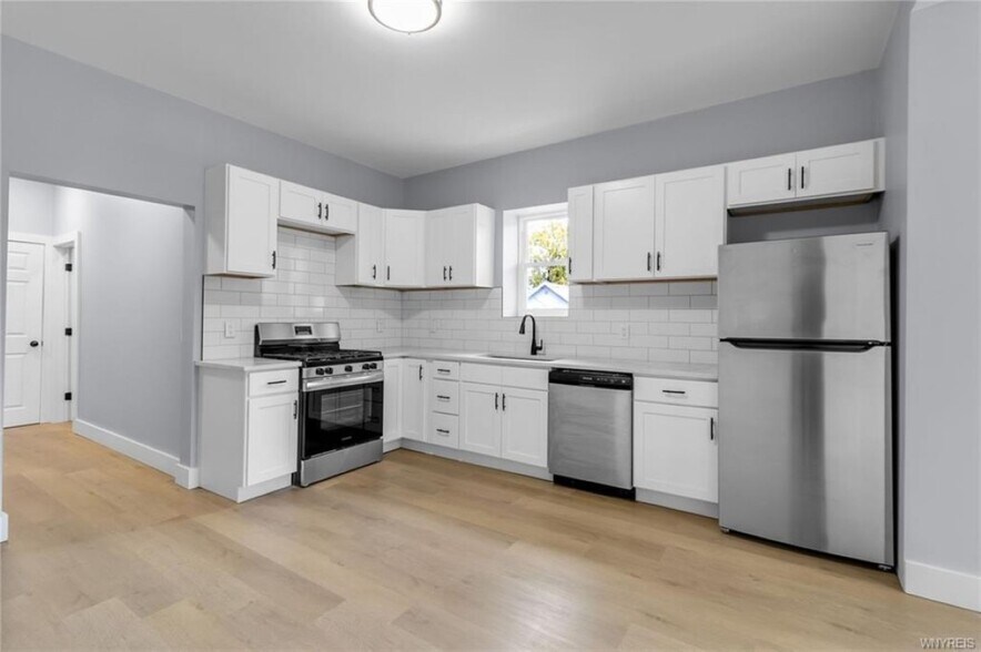 49 William St, Tonawanda, NY à vendre - Photo du bâtiment - Image 3 de 26
