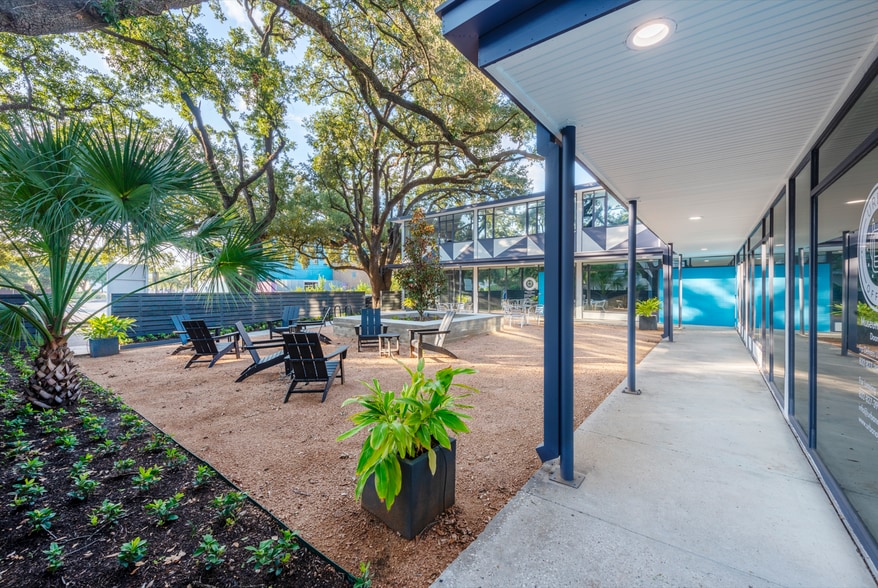 4900-4912 Travis St, Houston, TX for sale - Building Photo - Image 2 of 14