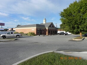 450 S Dupont Hwy, Dover, DE for lease Interior Photo- Image 1 of 2