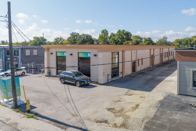 Plus de détails pour 94 Crockford Blvd, Toronto, ON - Bureau à louer