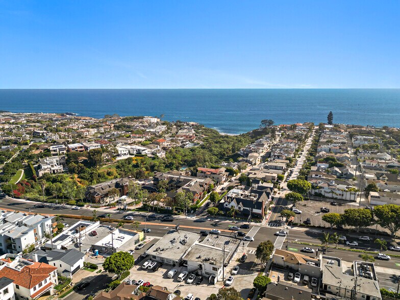 3800 E Coast Hwy, Newport Beach, CA à louer - Aérien - Image 3 de 7