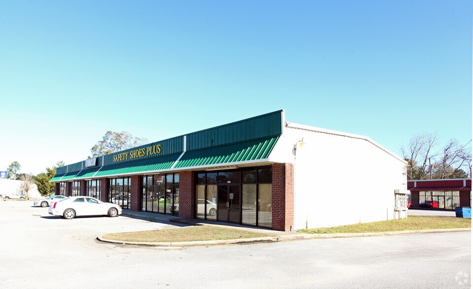 8602-8612 Pensacola Blvd, Pensacola, FL à louer - Photo du bâtiment - Image 2 de 3