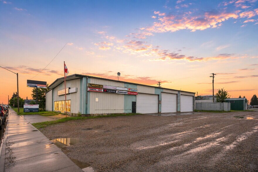 5018 52 Ave, Tofield, AB à vendre - Photo du bâtiment - Image 3 de 43