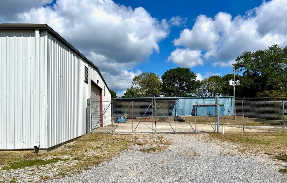 1207 Butler St, Oxford, AL for sale - Building Photo - Image 2 of 25