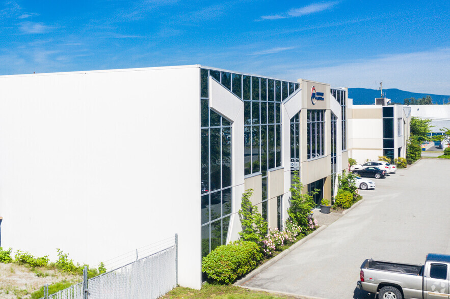 1605 Industrial Ave, Port Coquitlam, BC for lease - Building Photo - Image 3 of 3